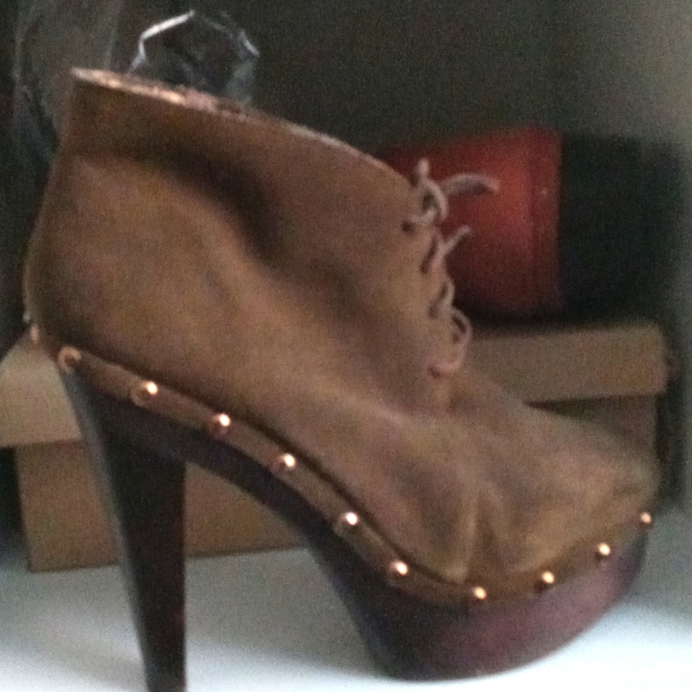 Steve Madden - image 1